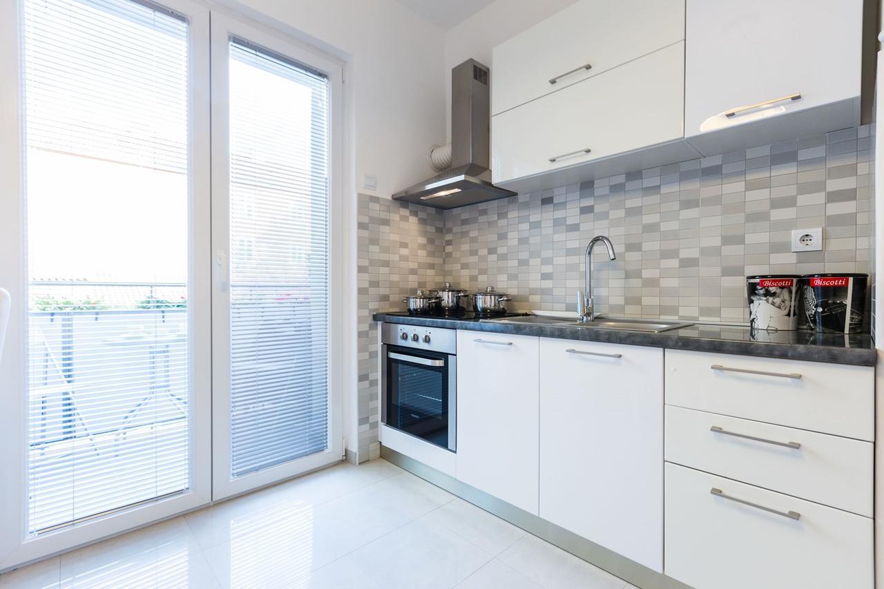 زادار Fifi Apartment W. Parking In Old Town المظهر الخارجي الصورة