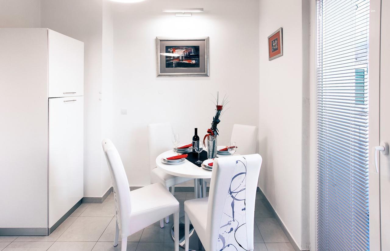 زادار Fifi Apartment W. Parking In Old Town المظهر الخارجي الصورة